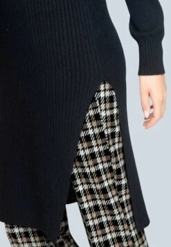 Strickkleid - Schwarz -Alba Moda Verkäufe 7418b4abb1fa432d9e909c678278f33d