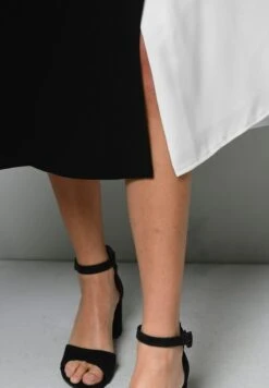 Freizeitkleid - Schwarz/off White 12 Freizeitkleid - Schwarz/off White -Alba Moda Verkäufe 92a81724344c4b798077737f1e837249