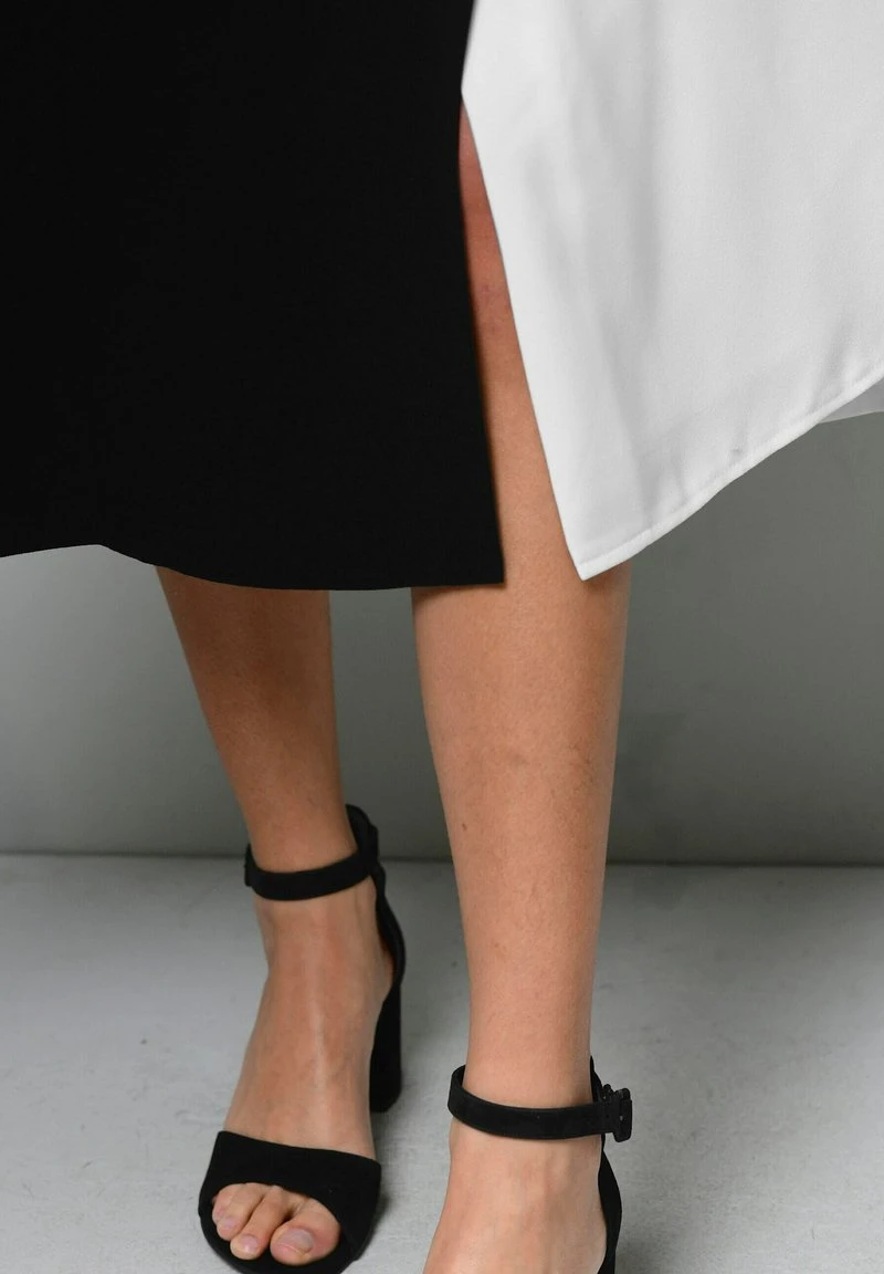 Freizeitkleid - Schwarz/off White 7 Freizeitkleid - Schwarz/off White – Bild 5