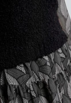 Strickpullover - Schwarz 12 Strickpullover - Schwarz -Alba Moda Verkäufe cba13c870a6342deae3c8d6381ea6653