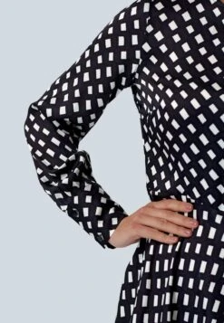 Freizeitkleid - Schwarz/ecru 11 Freizeitkleid - Schwarz/ecru -Alba Moda Verkäufe dfb8df6cf55f417fbf1931fc4db0cb24